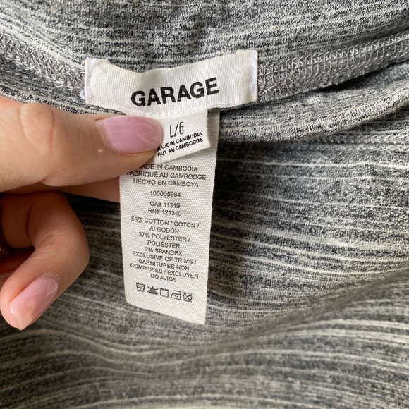 Garage gray and white tight skirt - Picture 3 of 4